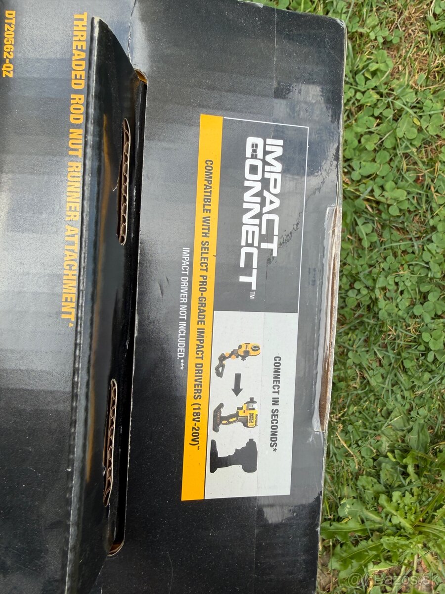 Unášač matíc DeWALT - 4