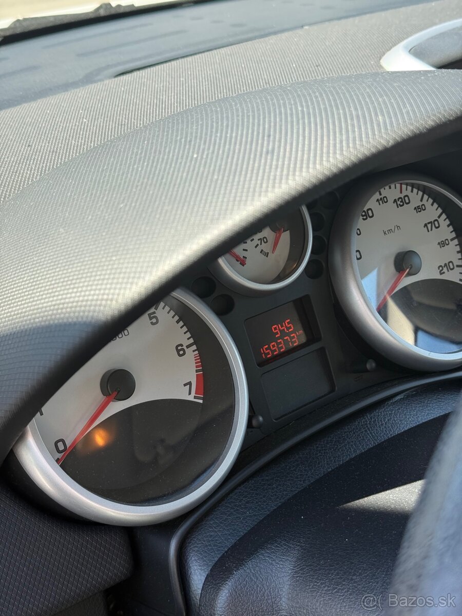 Peugeot 207 - 4