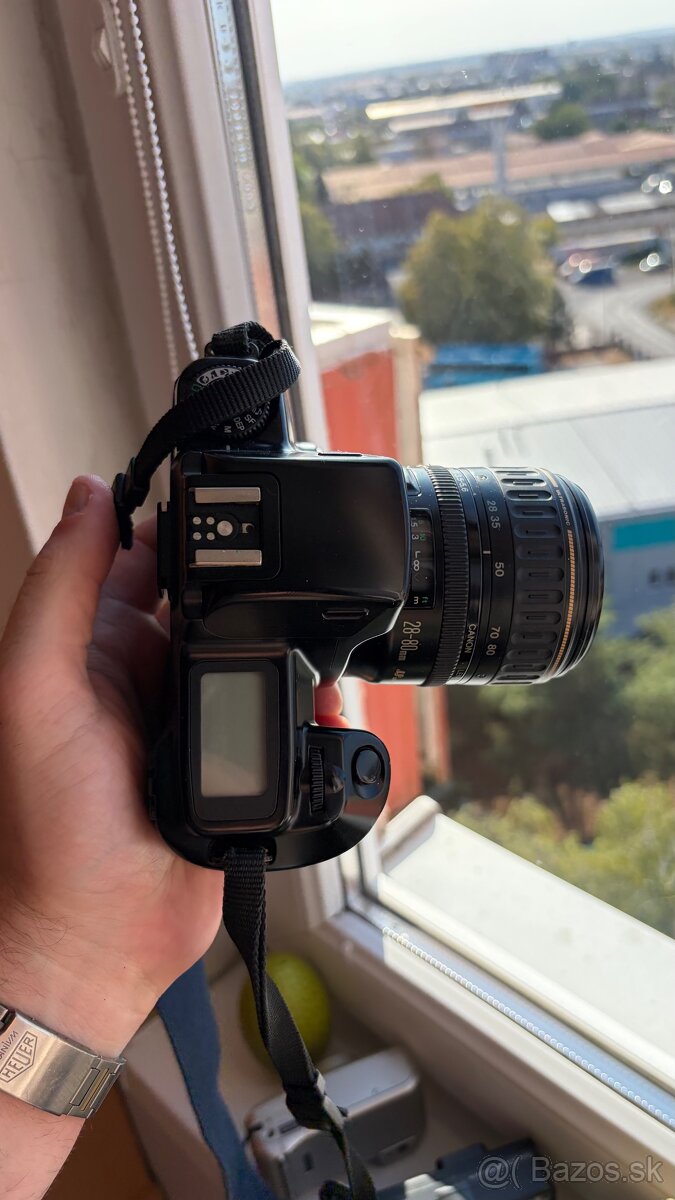 Canon eos 1000F N - 4