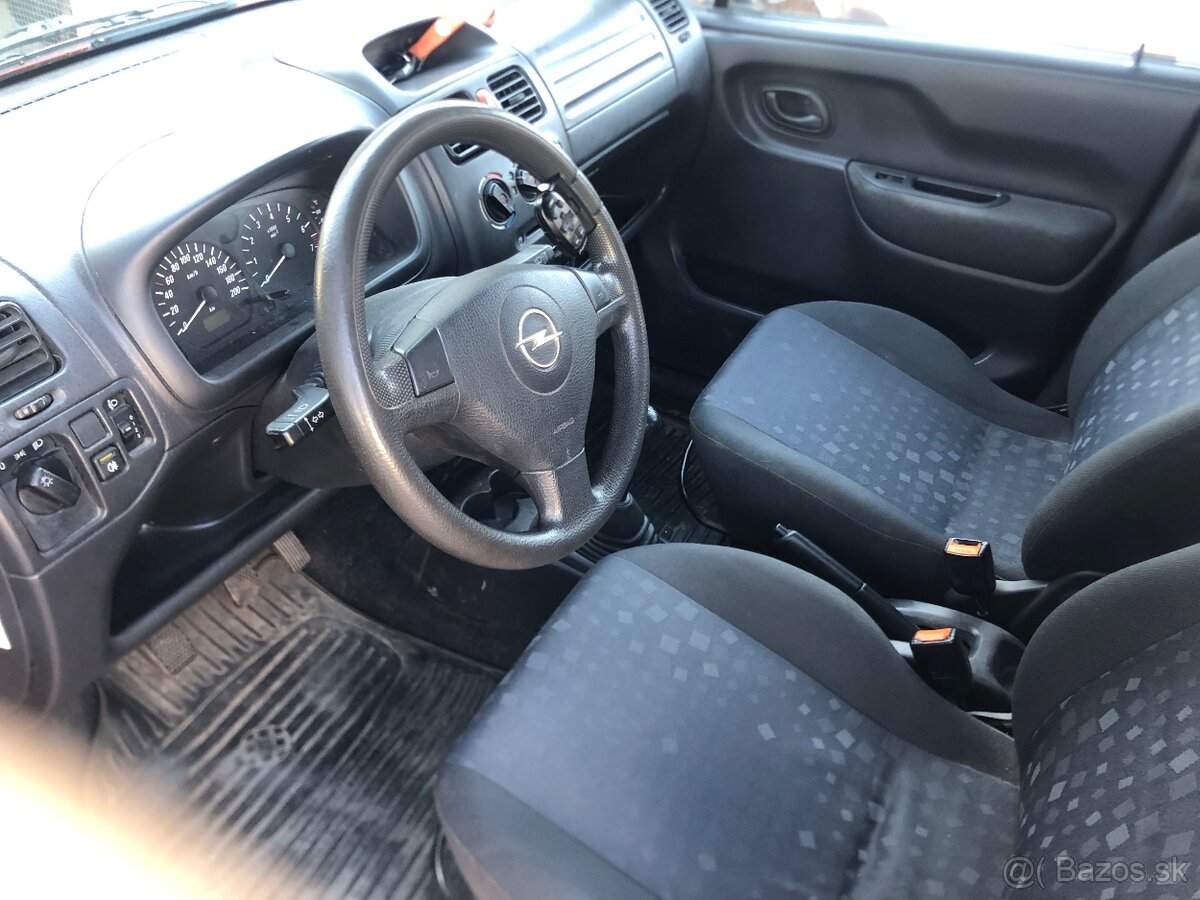Opel agila - 4