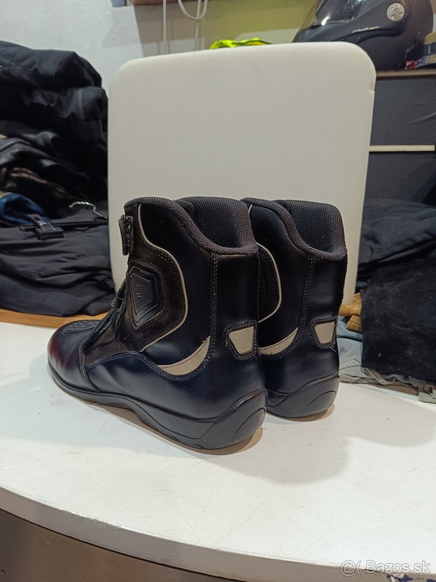 Kotníkové topánky značky PROBIKER veľkosť 45 - 4