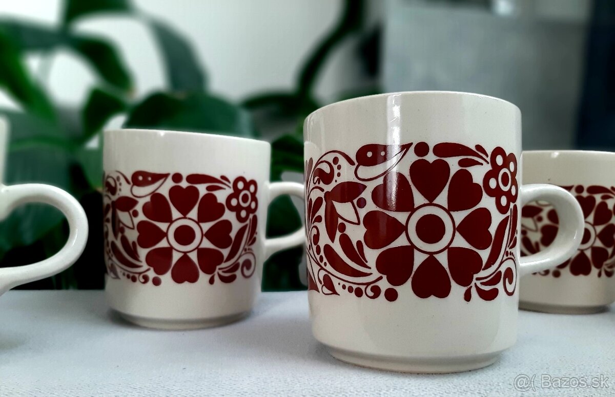 Set retro hrnků Kera Vitral / ČSSR.. - 4