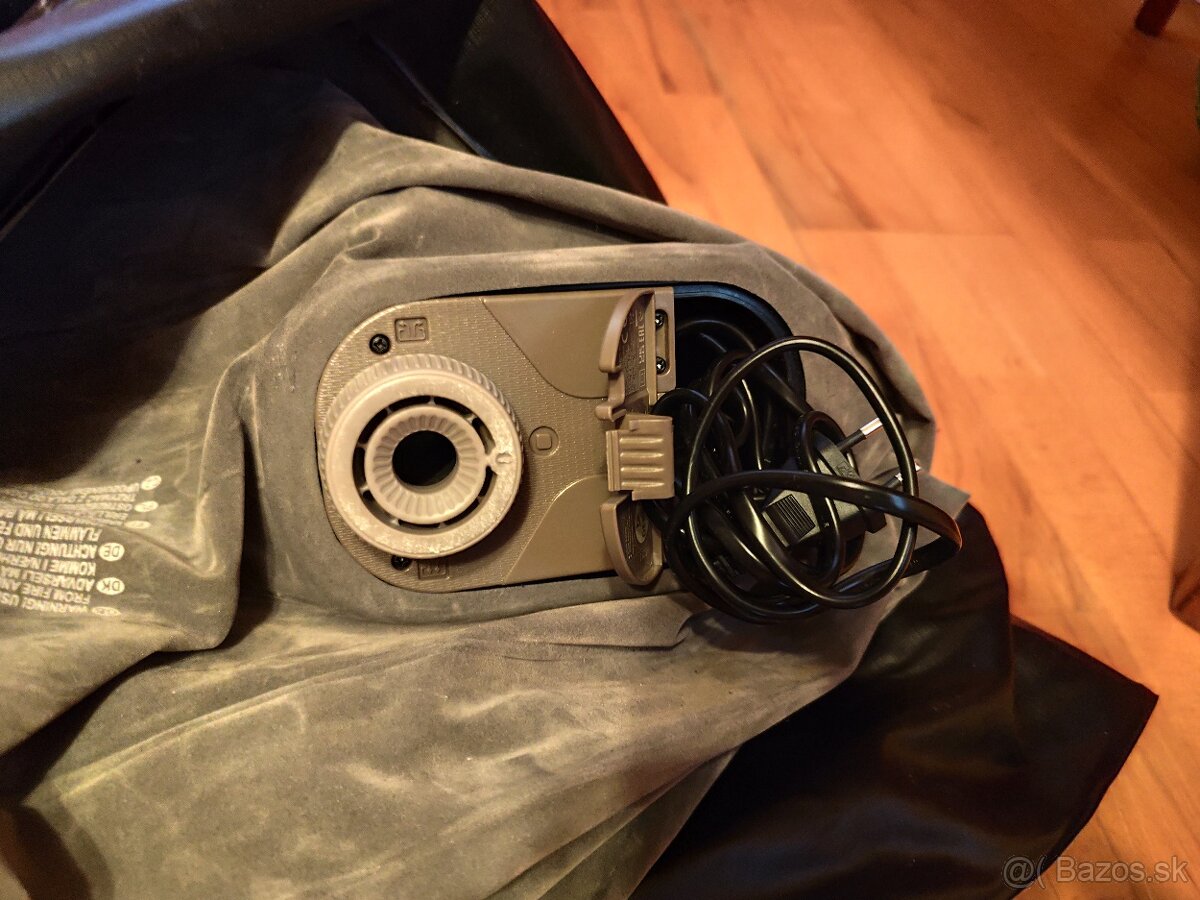 Nafukovací matrac Š152xD203xV51 - 4