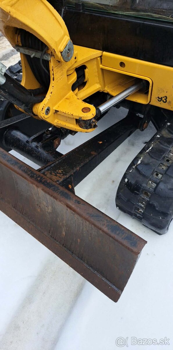 Na predaj CAT 302.7D - spoľahlivý pomocník - 4