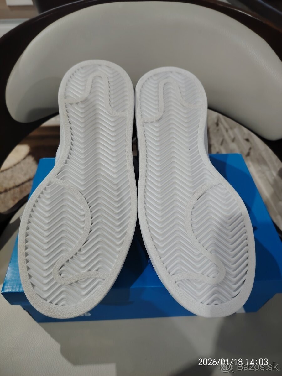 Original adidas tenisky - 4