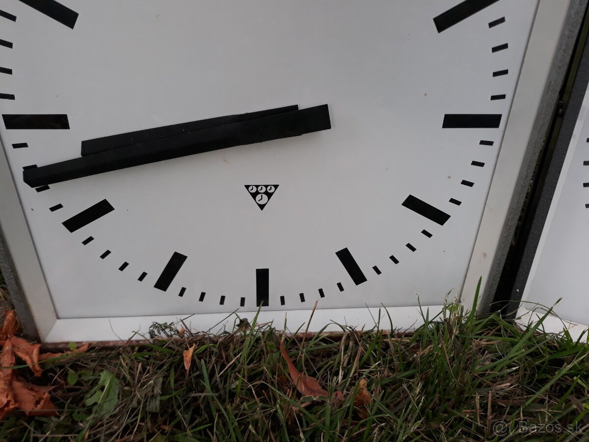 Hodiny pragotron... - 4