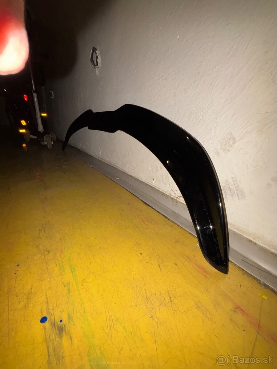 Krídlo Focus mk4 st line Hatchback - 4