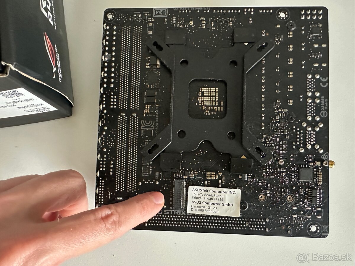 ASUS ROG STRIX B450-I GAMING - 4