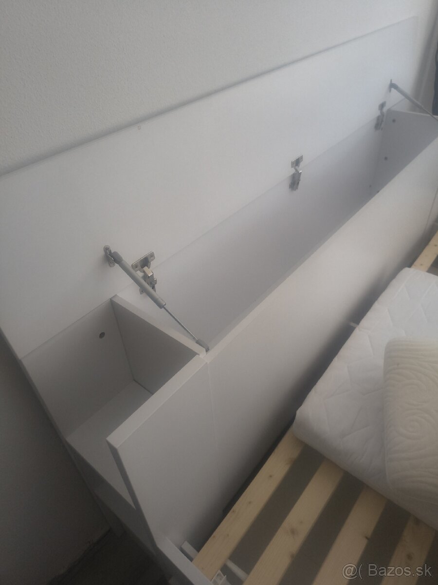 Manželská posteľ - 4