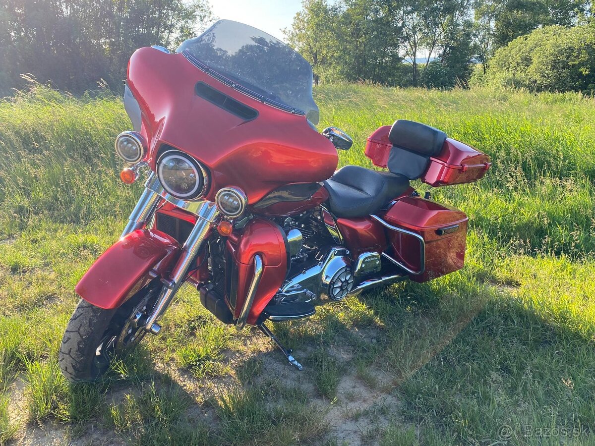 Harley Davidson FLHTK - 4