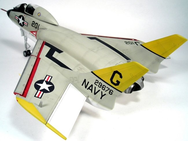 plast model F7U-3 cutlast - 4