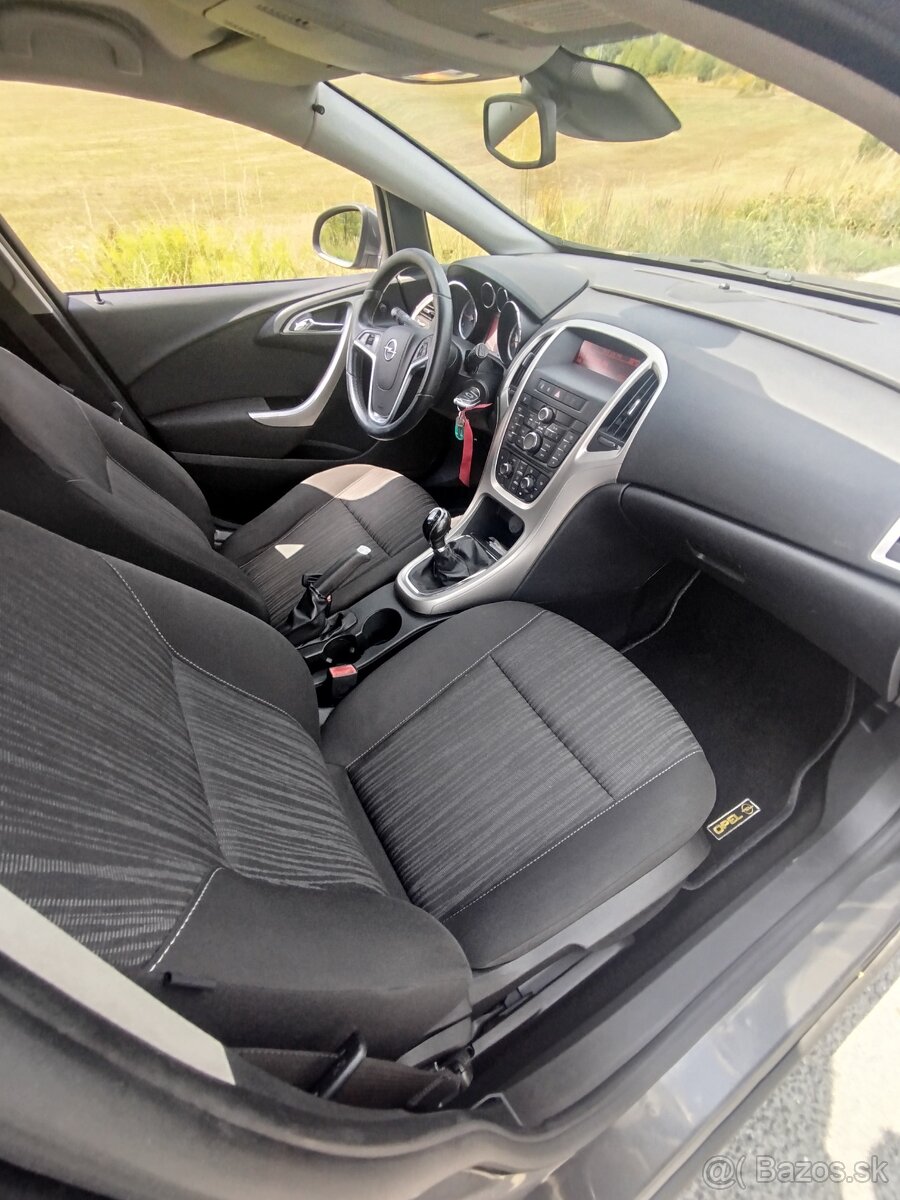 Opel Astra - 4