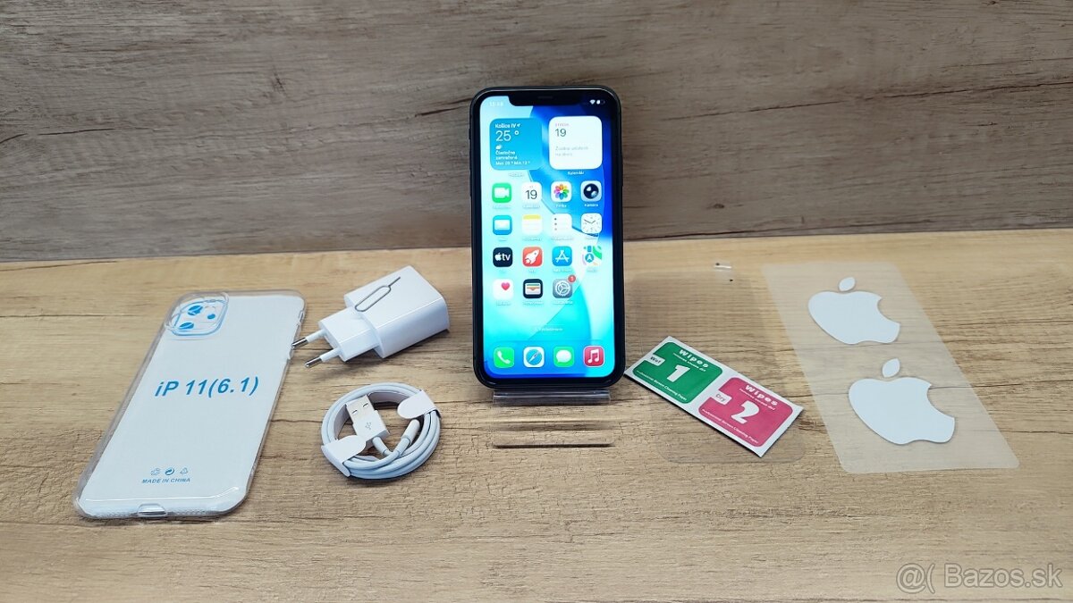 iPhone 11 black - záruka + nová nabíjačka - 4