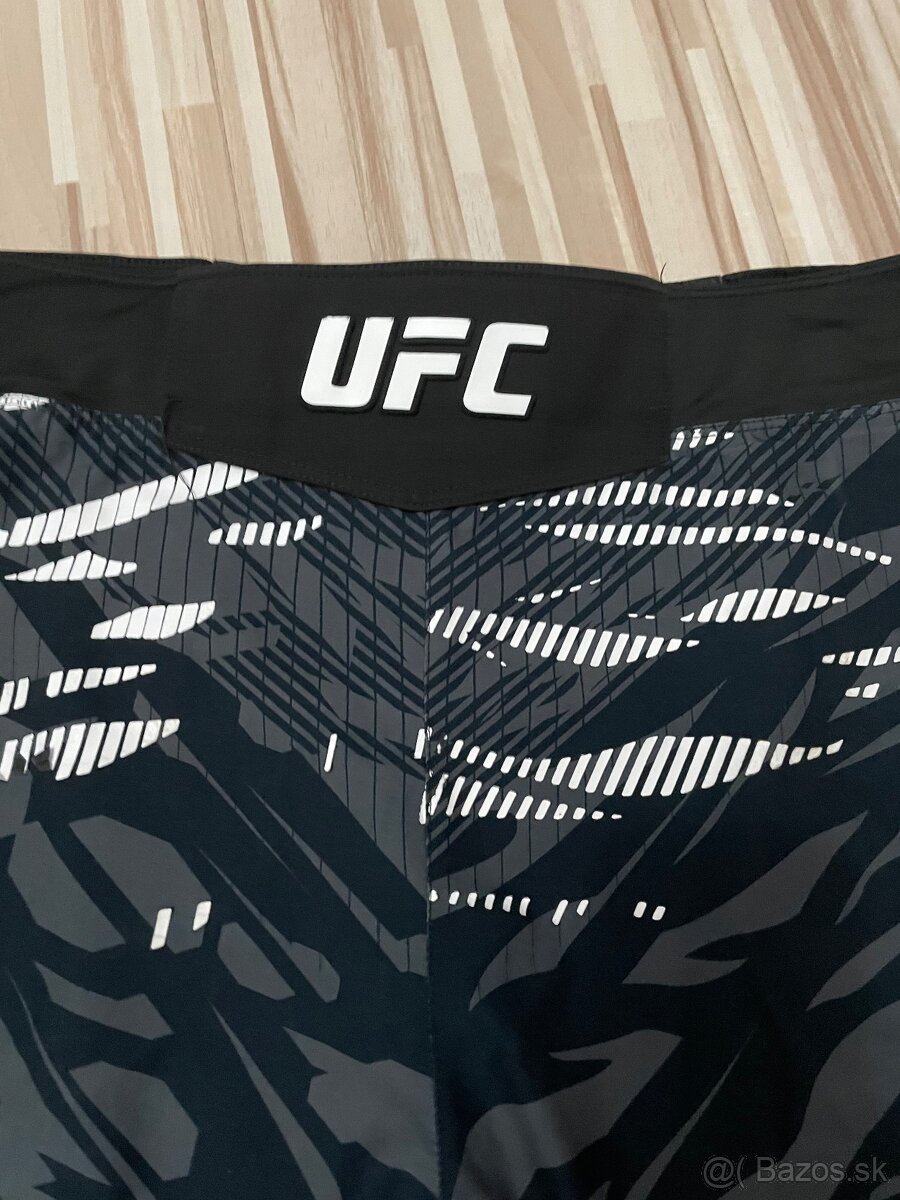 MMA šortky VENUM L - 4