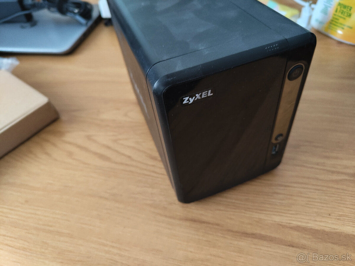 Dátové úložisko Zyxel NAS NSA325 v2 - 4