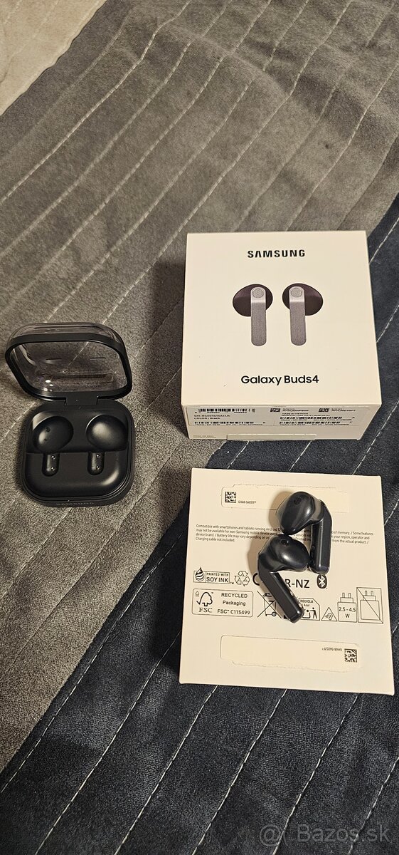 Samsung Galaxy Buds 4 - 4