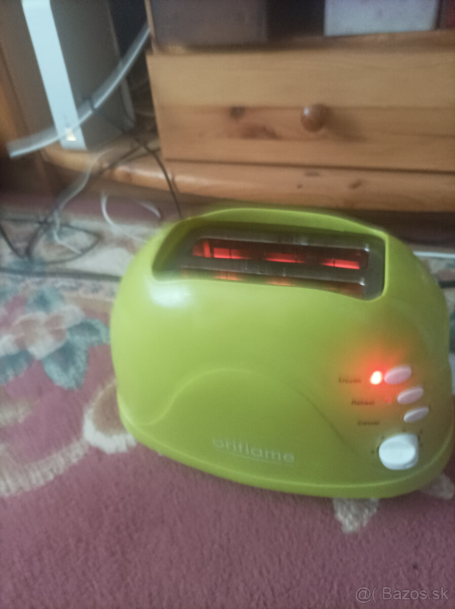 Toustovač/topinkovač Oriflame, plne funkčný. lacno. - 4
