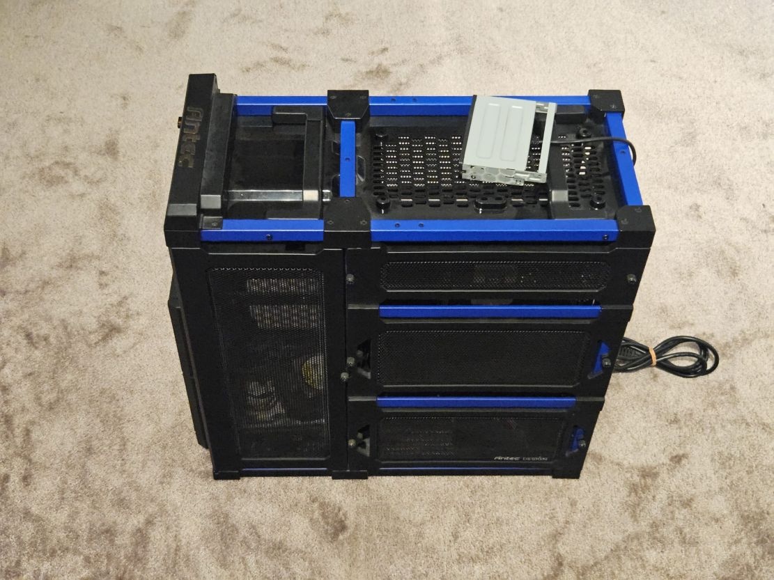 Prdám starší PC+Klávesnicu+Myš+Monitor+Reproduktory+Skener - 4