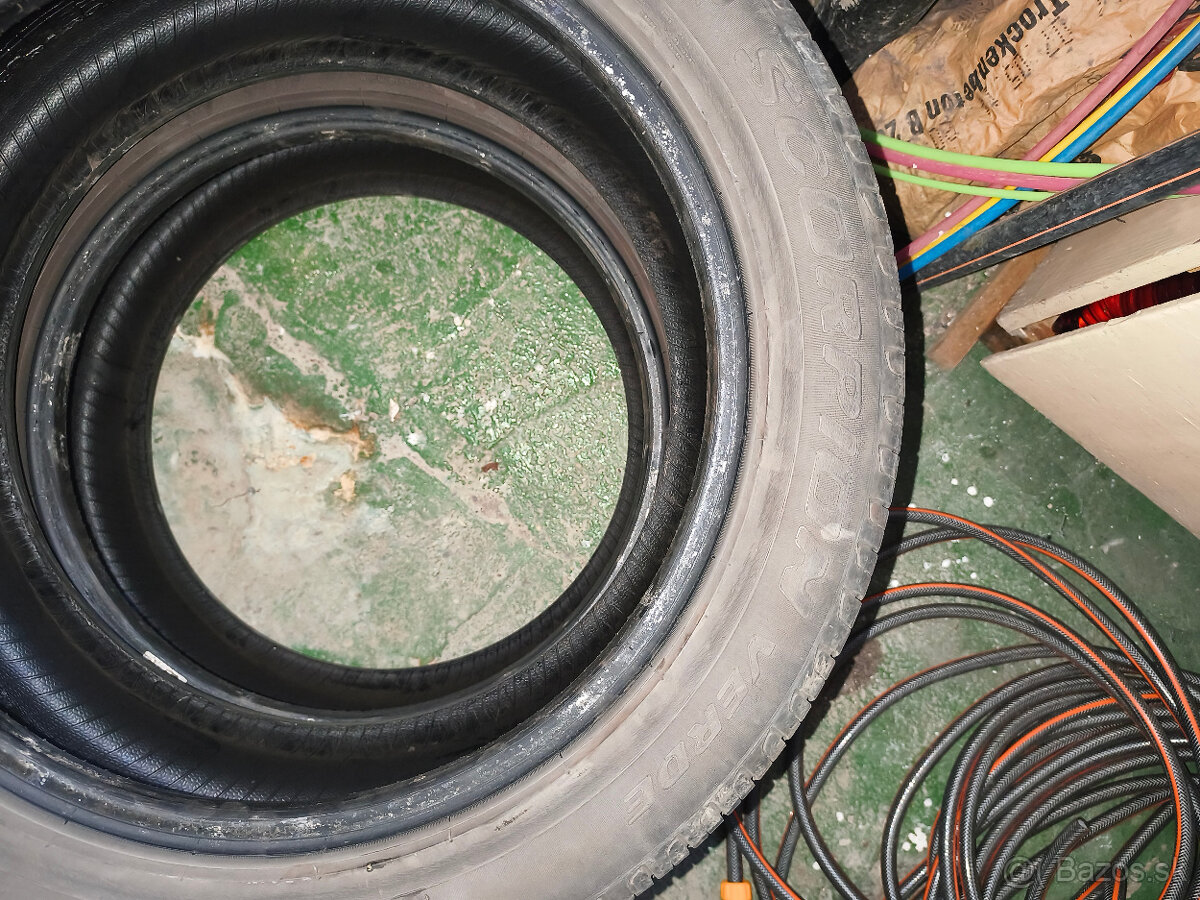 235/50/R19 letné - 4