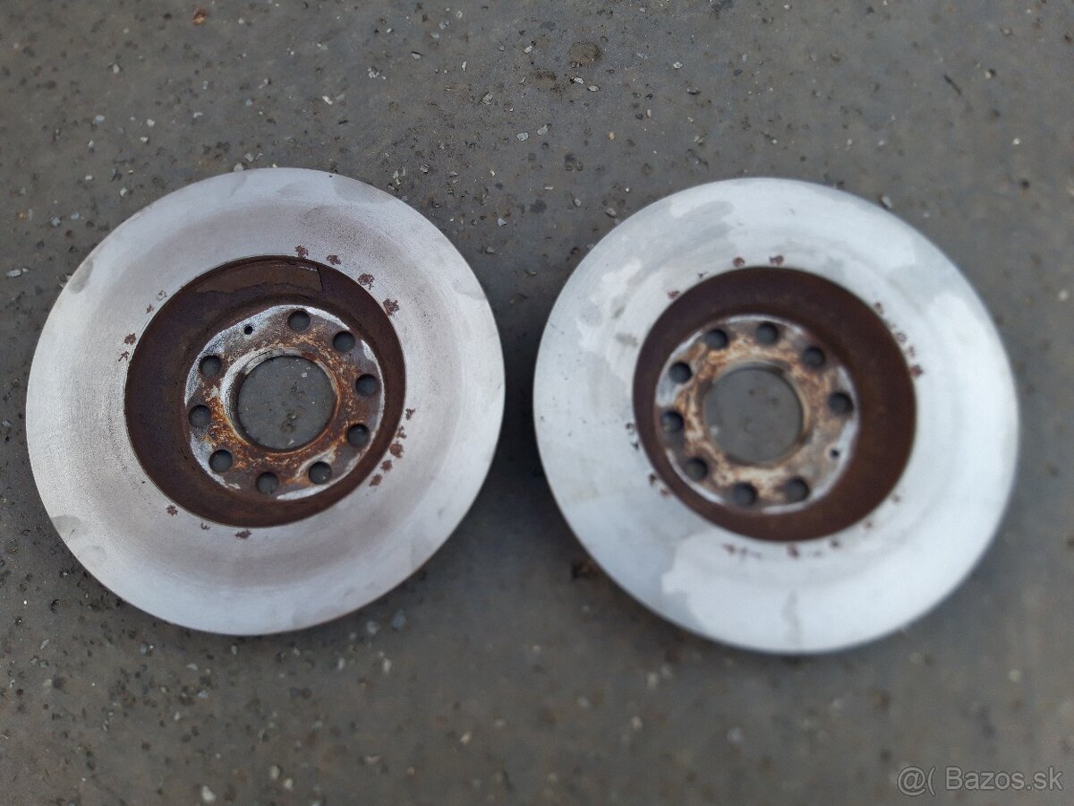 Brzdove kotuce z VW Golf 7 GTD - 4