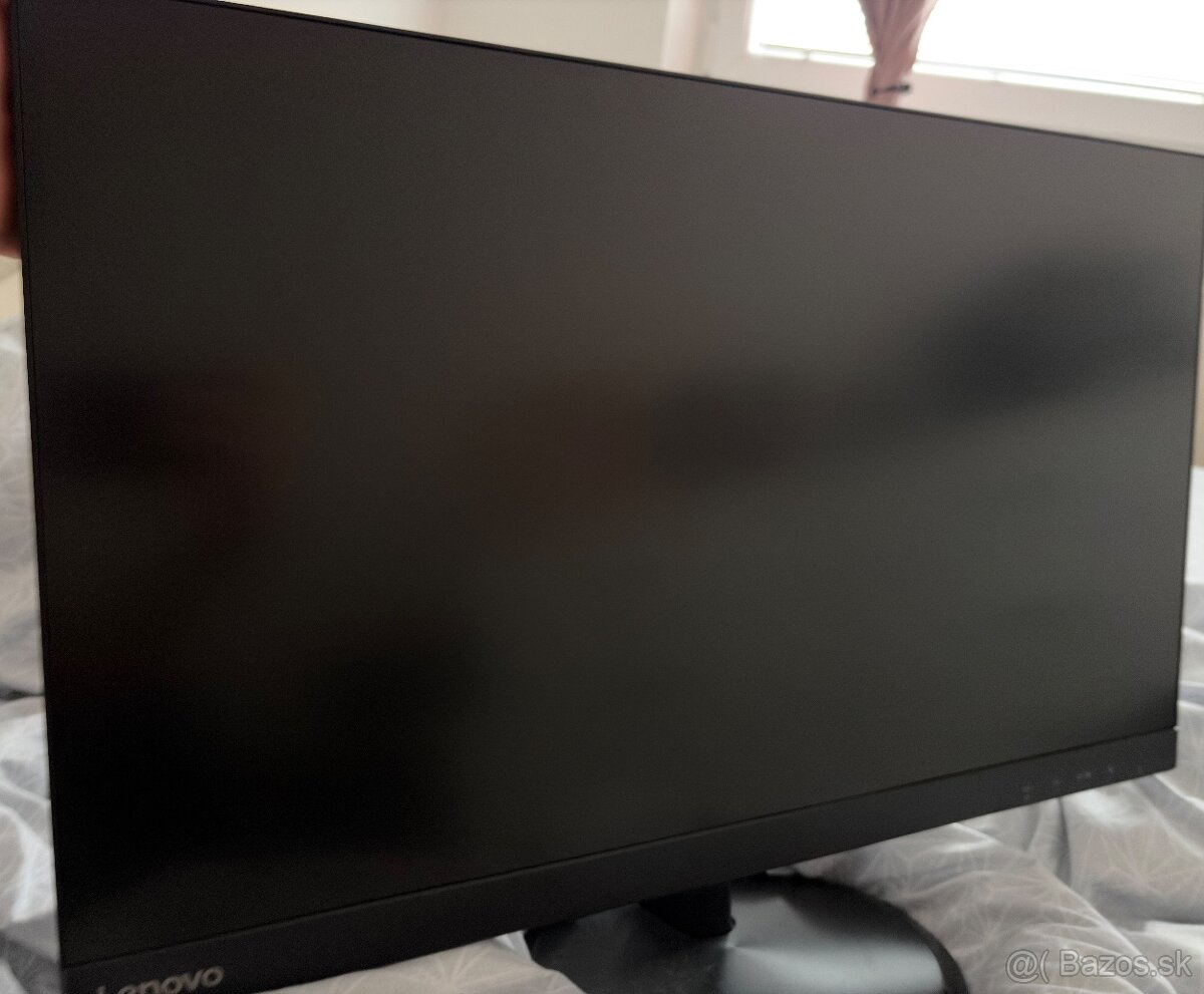 Predám LCD monitor - 4