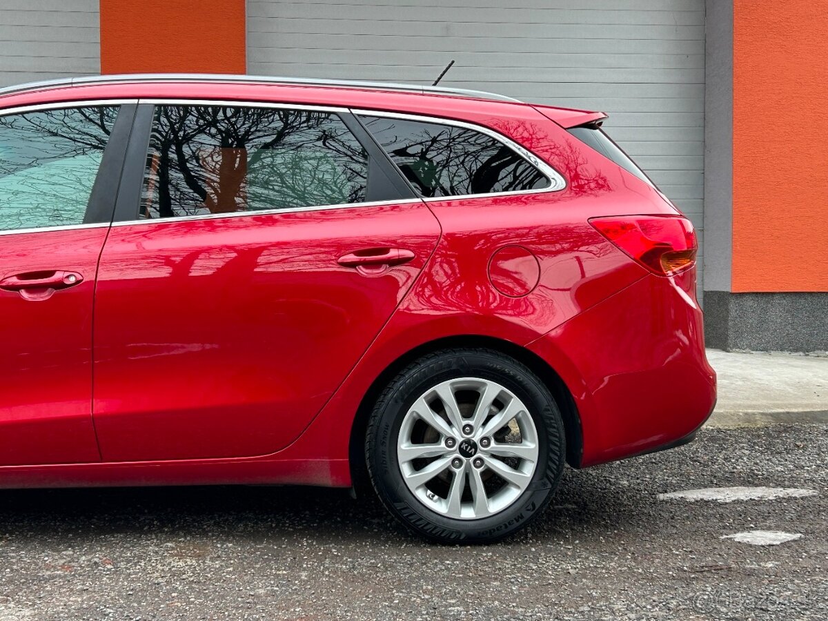 Kia Ceed SW 1.6 CRDi - 4