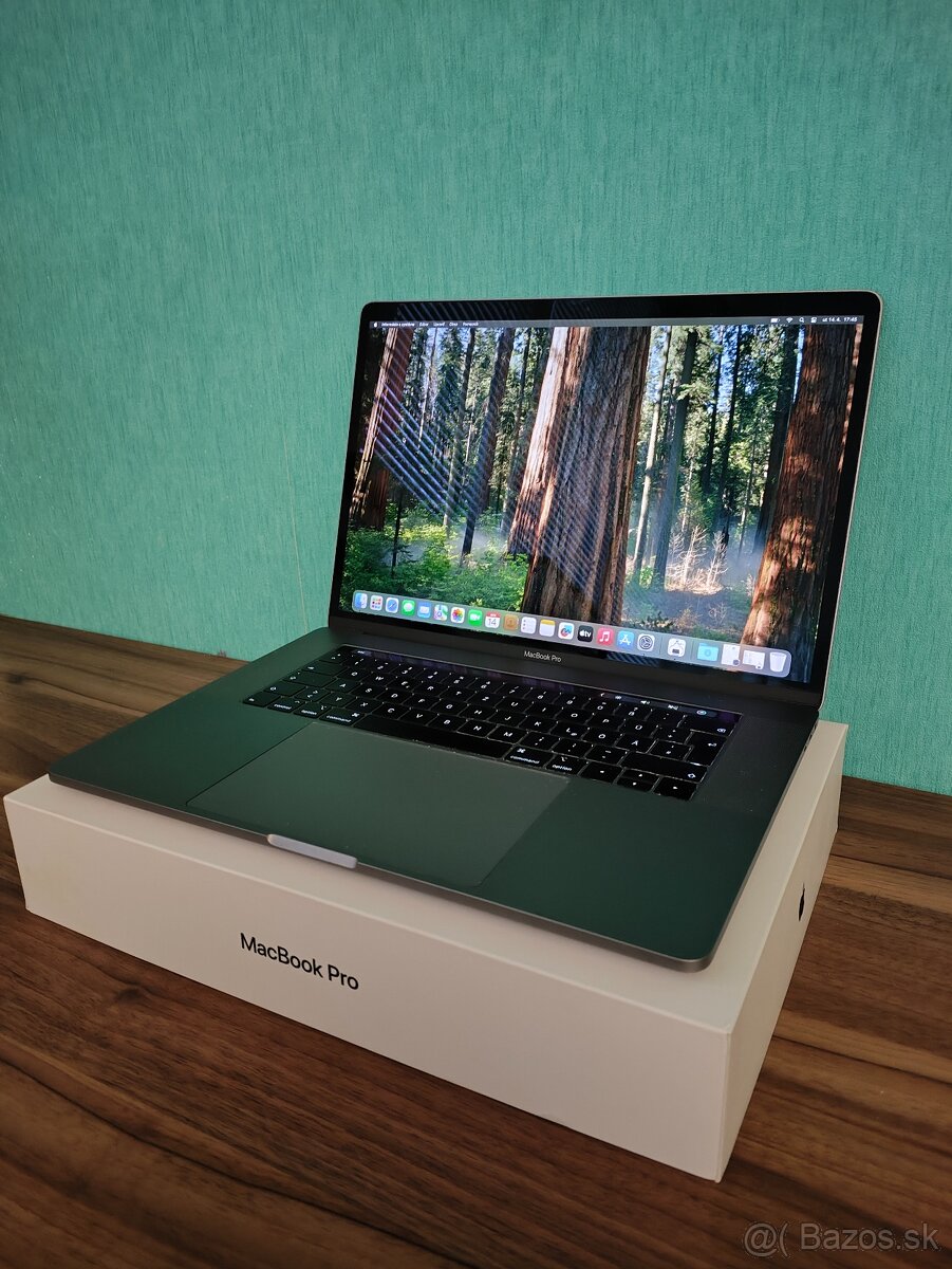 MacBook Pro 2018 | i7 • 16GB • 256GB SSD - 4