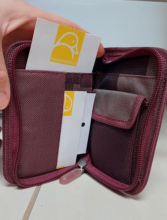 predam original uplne nove penazenky Mandarina Duck - 4