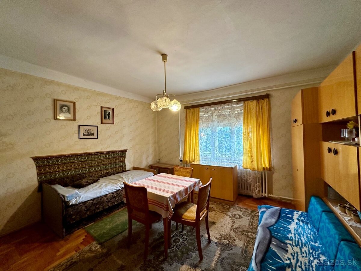 MAĎARSKO - ENCS PEKNÝ TROJIZBOVÝ DOM S ROZLOHOU 80 M2 A PEK - 4