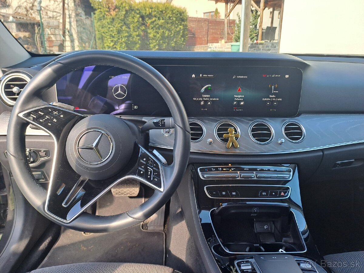 mercedes-benz E 300 d T 4x4 - 4