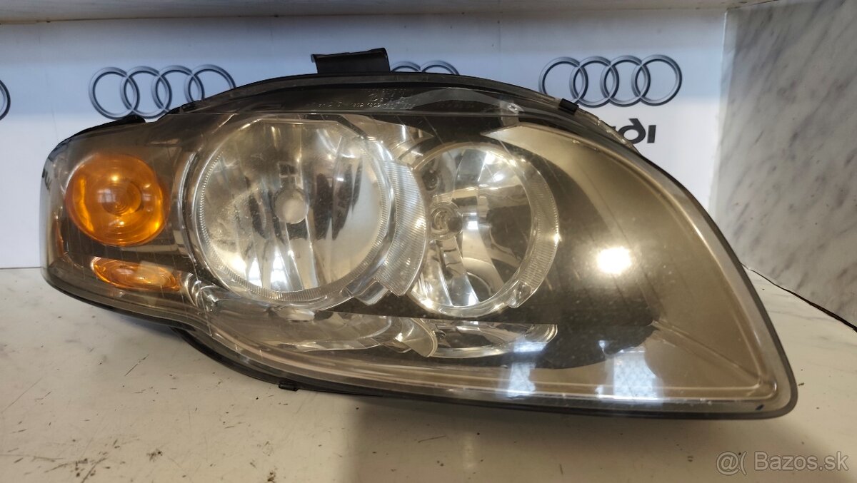 Svetlo Audi A4 B7 - 4