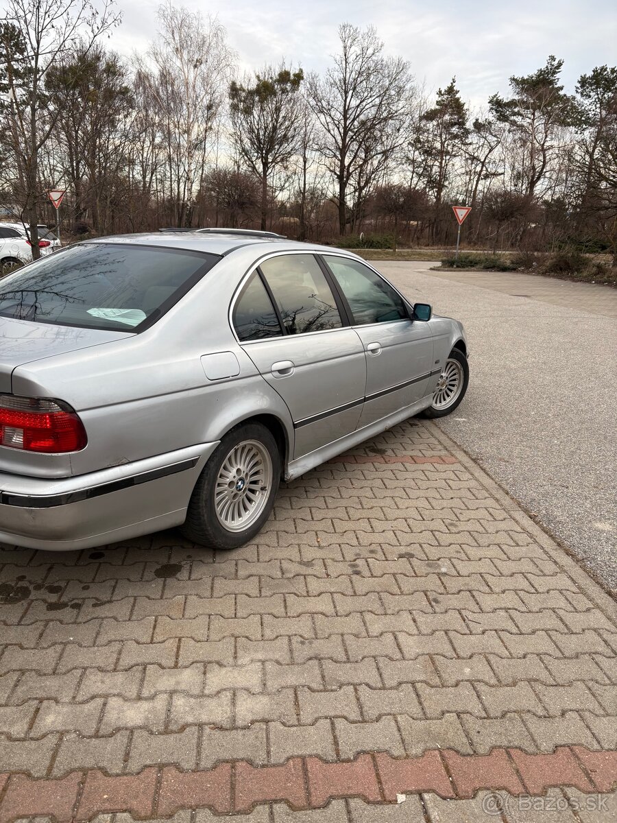 BMW e39 525tds - 4