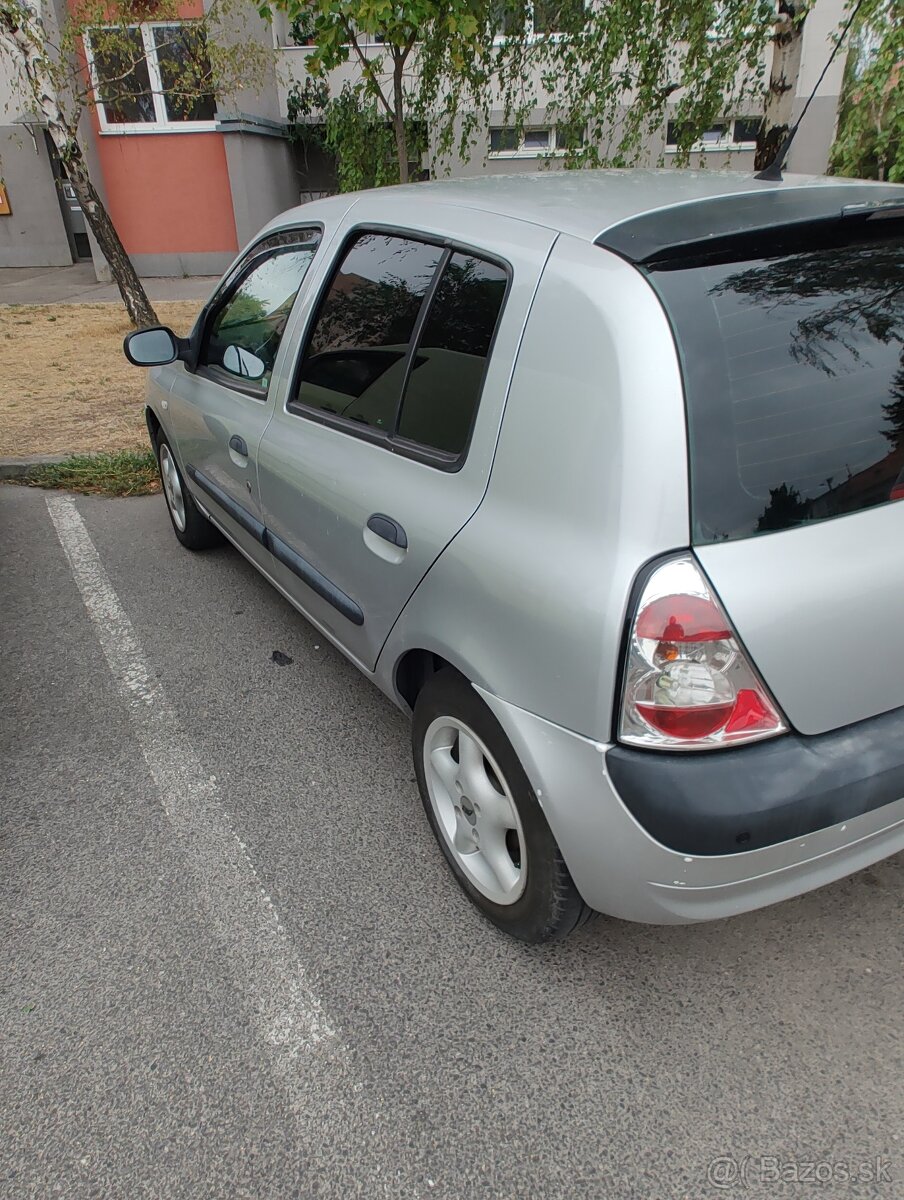 Predám Renault Clio 2 - 4