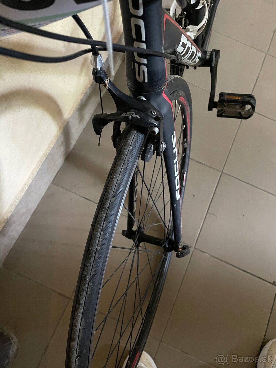 cestný bicykel Focus Cayo - 4
