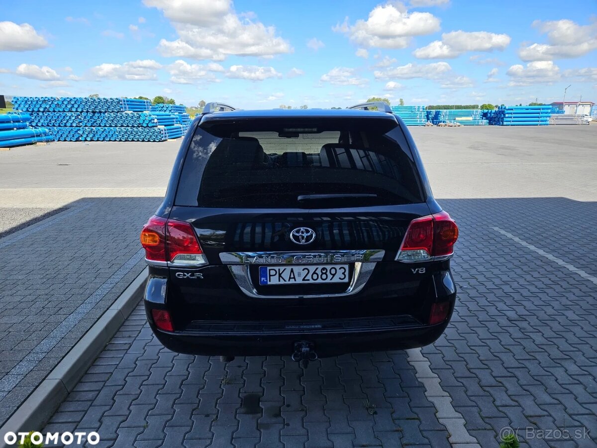 Land Cruiser 4.6 GXR 2013r