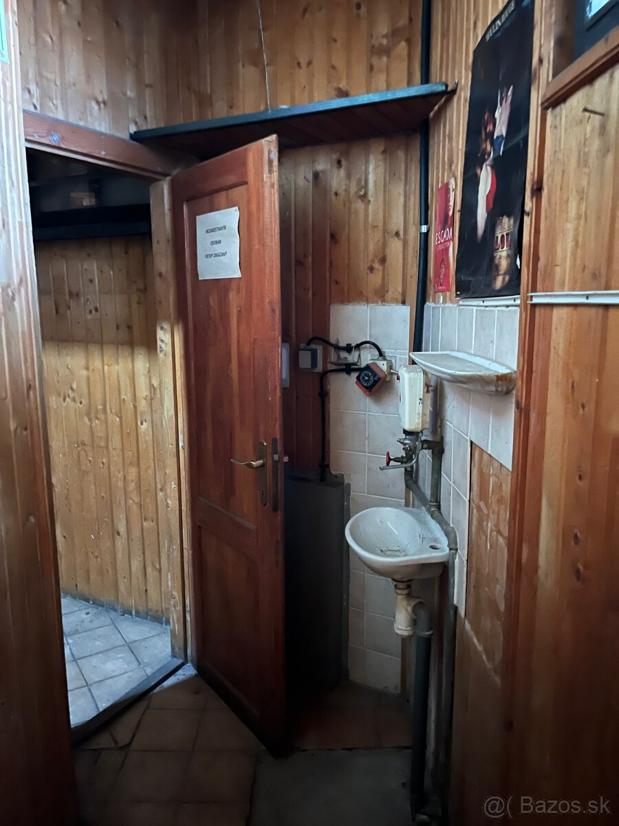 NA PREDAJ VIACÚČELOVÁ BUDOVA, KOŠICE Južná Trieda - 4