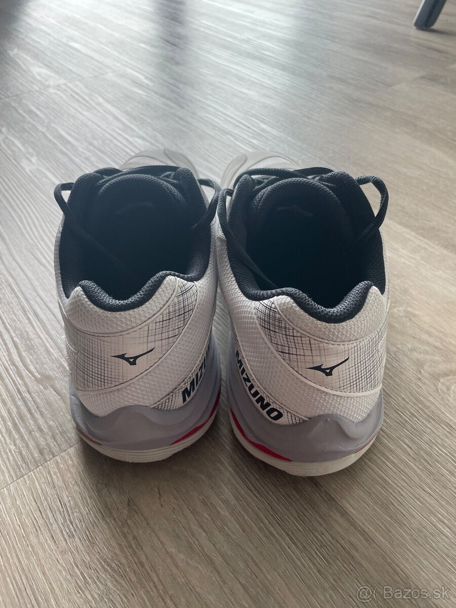 Mizuno Wave Voltage 2 – indoor topánky na predaj 🔥 - 4