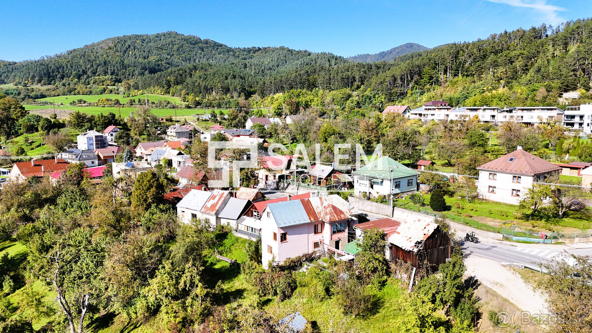 Dvojpodlažný rodinný dom s garážou a výhľadom na Podlavice - 4