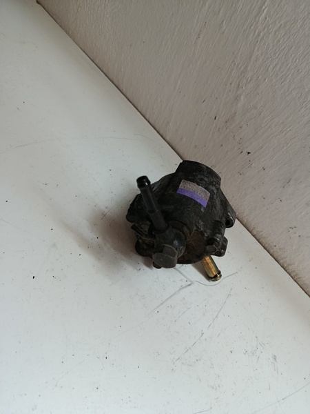 vakuova pumpa toyota corolla verso 2930027020 40€ - 4