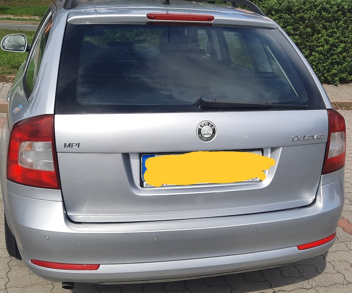 ŠKODA OCTAVIA 1.6(75kw) ZĽAVA(zadní dveře v elekt - 4