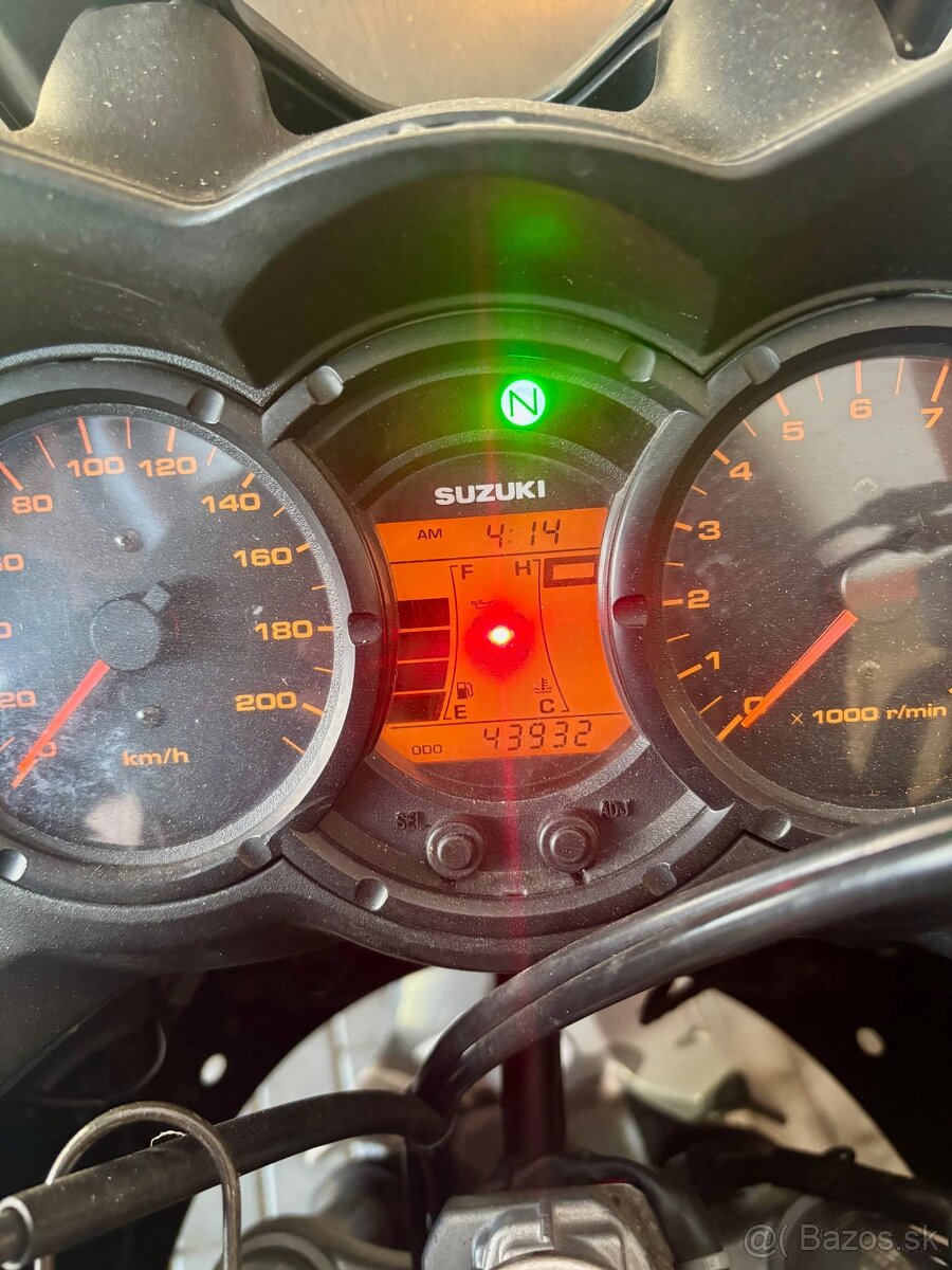 Suzuki DL 650 V-strom - 4