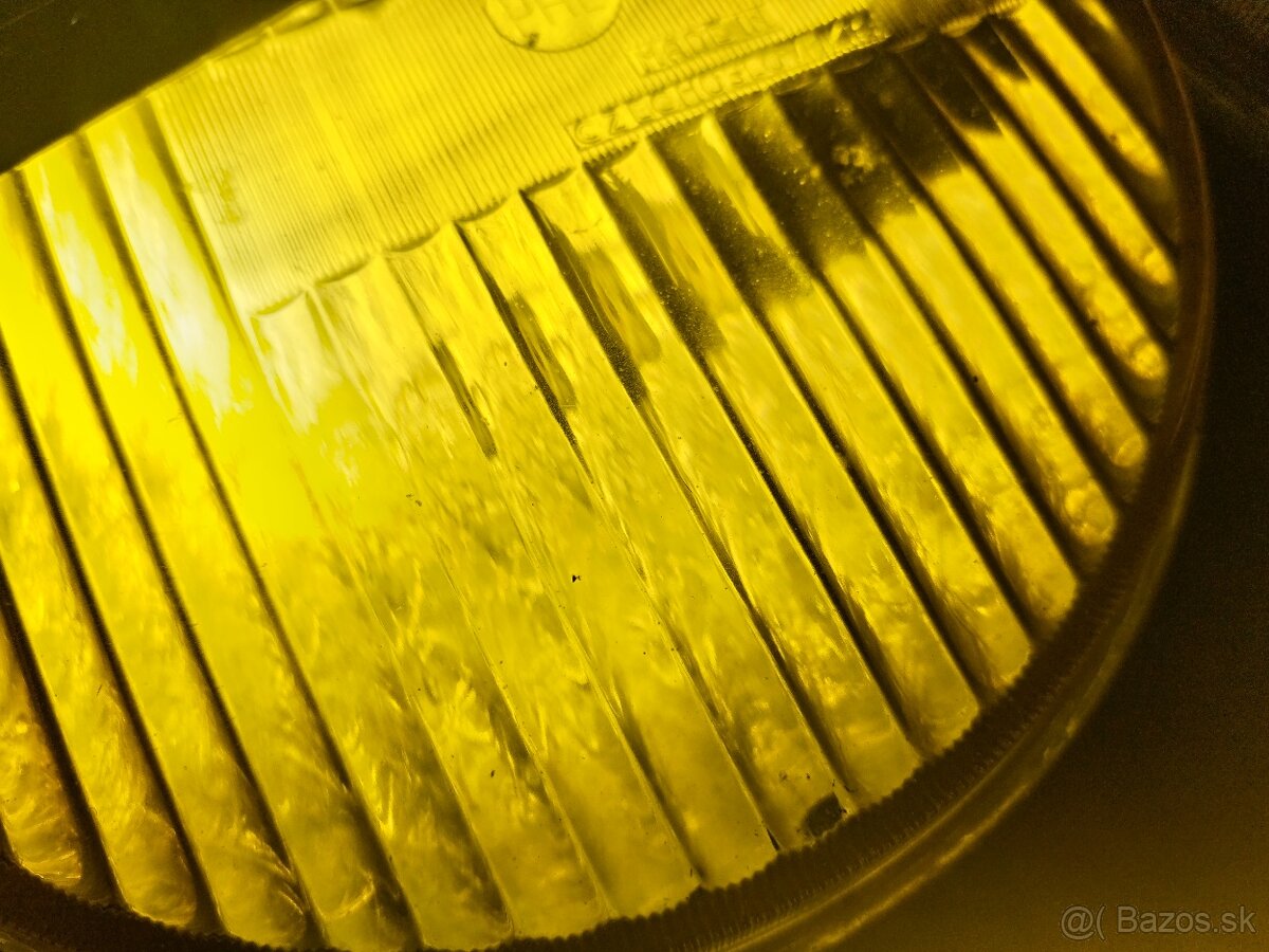 Paraboly žltých hmloviek - 4