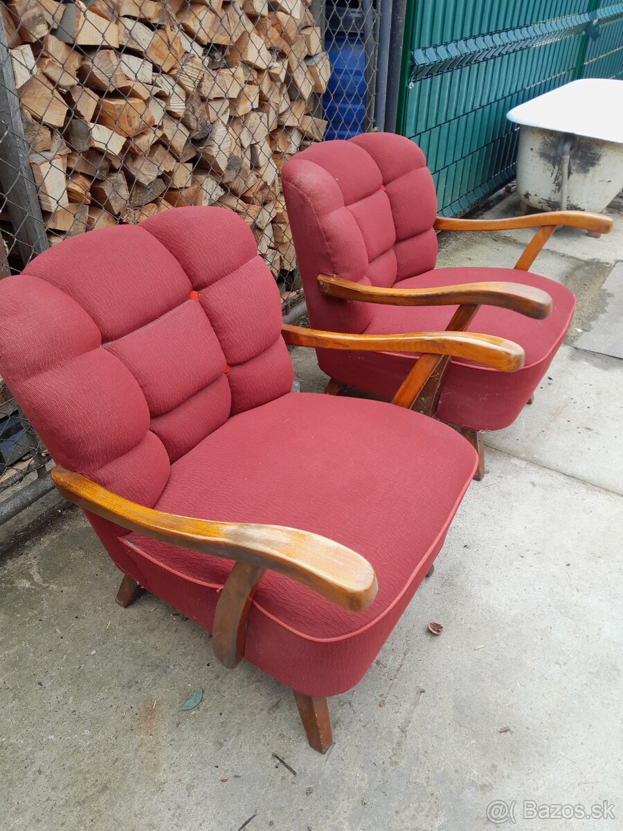 Predám pekné červené kreslá - 4