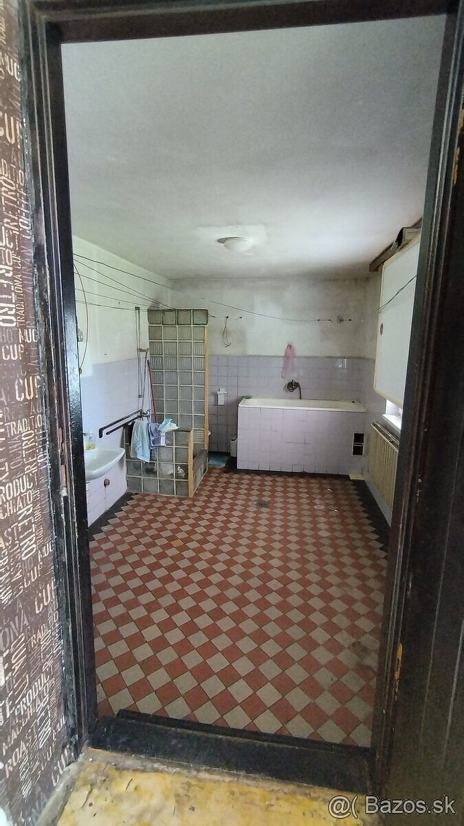 5izbovy RD, Borsky Mikulas - 4