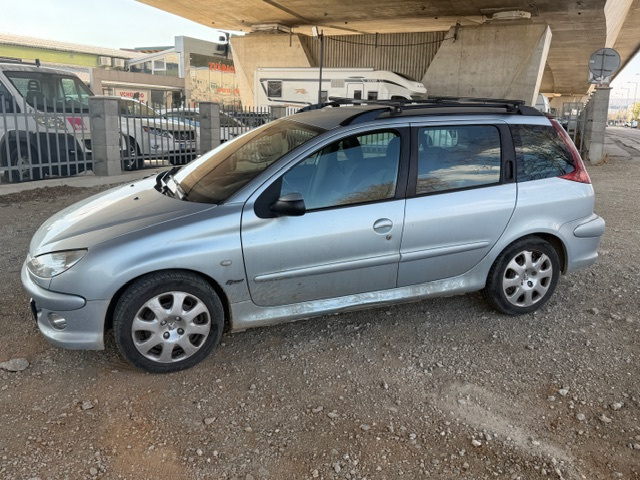 Peugeot 206 SW 2.0 HDi XS - 4