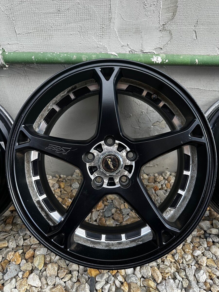 Kosei OP Magnum R18 5x112 - 4