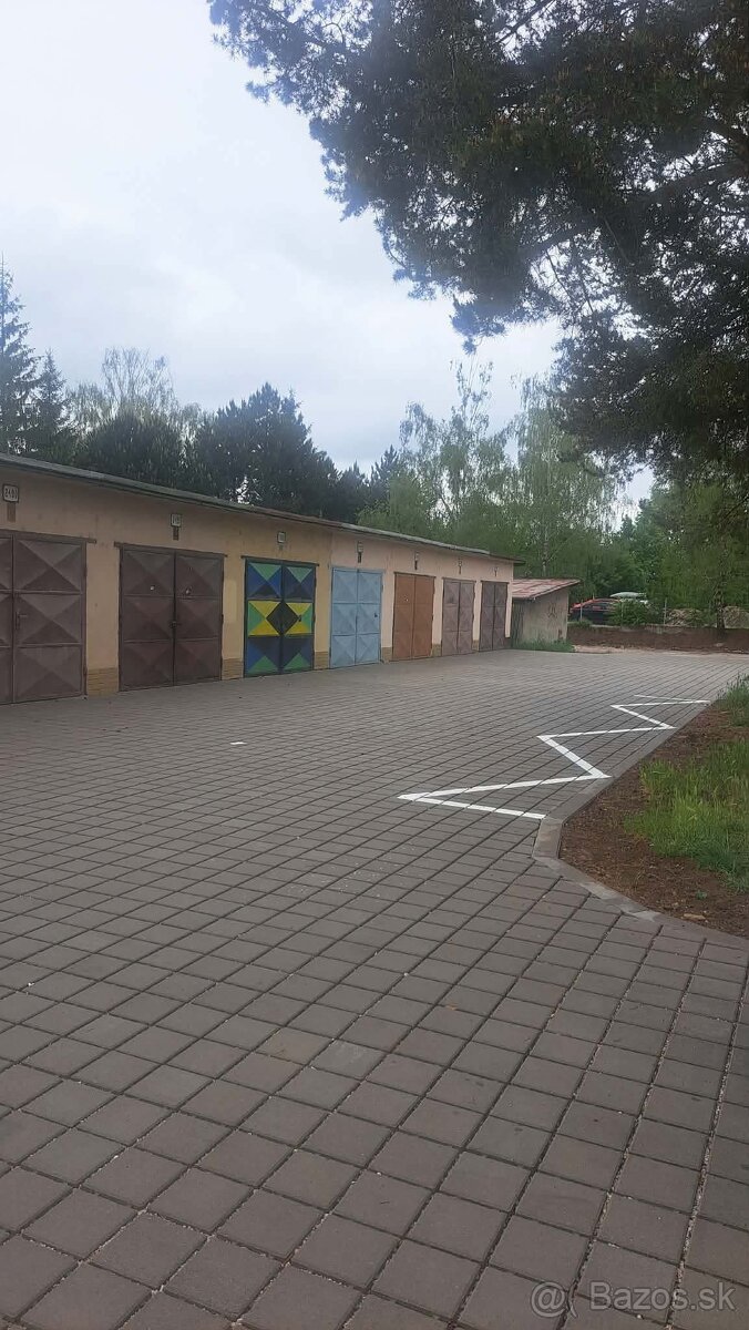 Garáž - 4