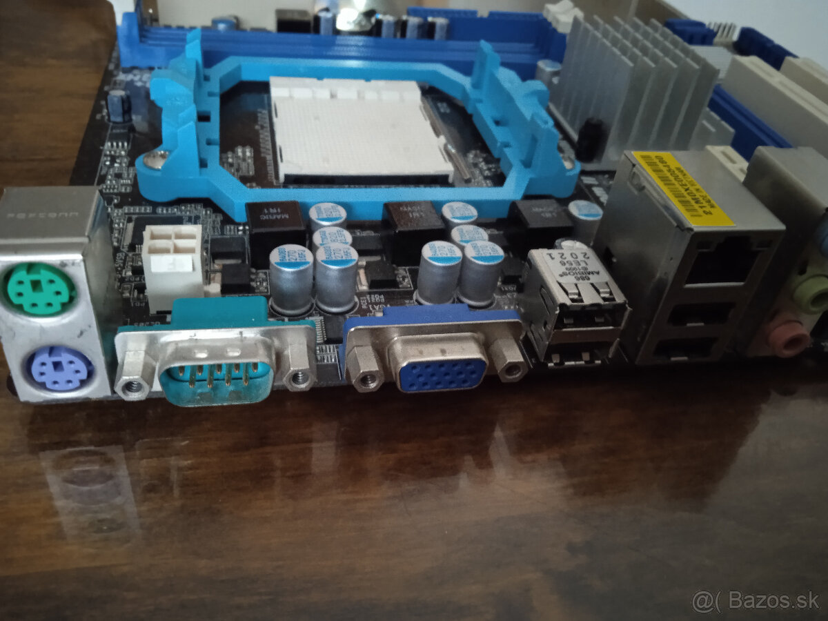 ASROCK 960GM-GS3 FX - 4