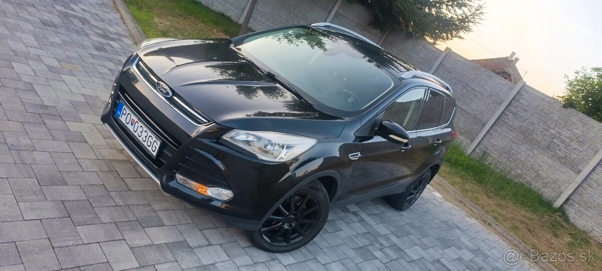 Ford Kuga 2.0 TDCi Duratorq 150k Titanium X AWD A/T - 4