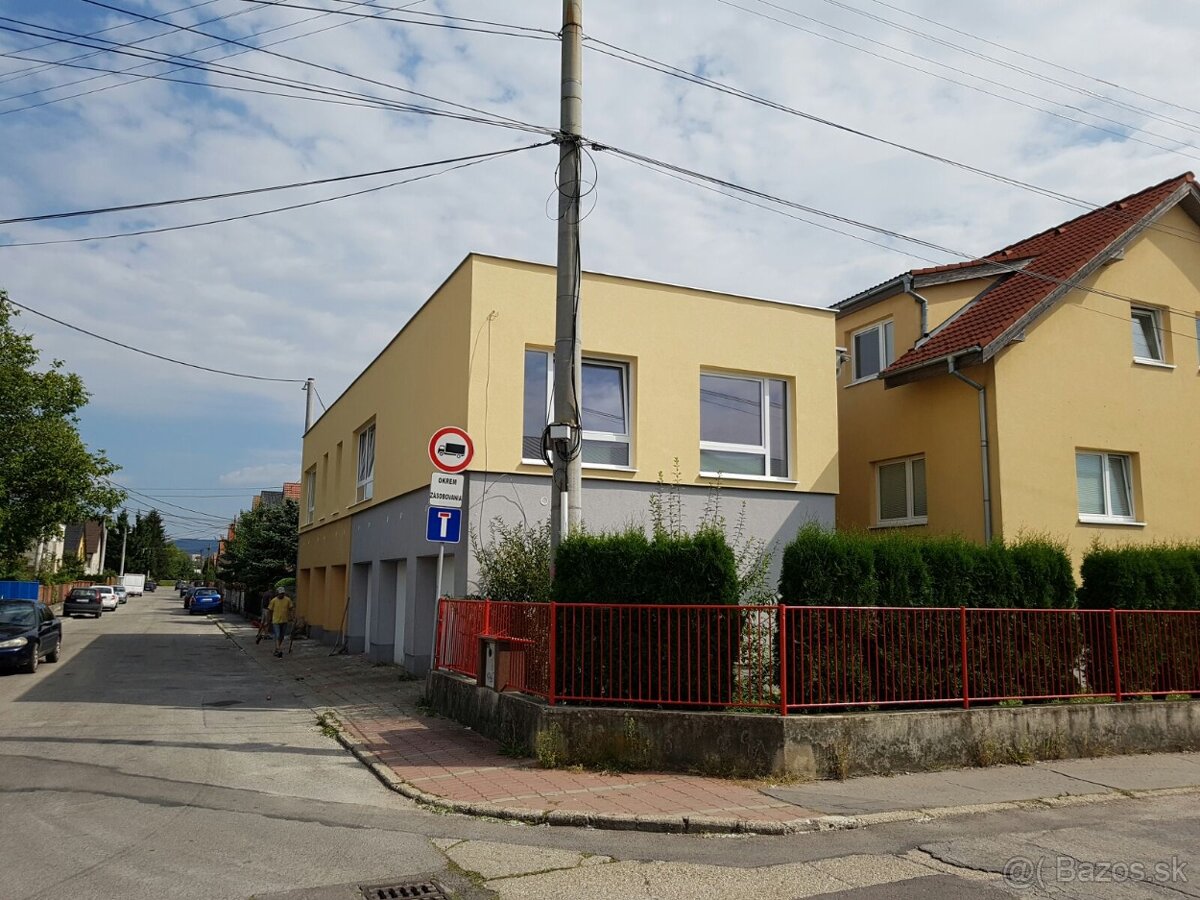 Prenájom garáže - 4